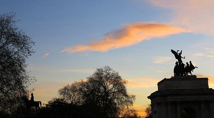 Dawn breaking at Hyde Park Corner with two rather distinctive profiles evident